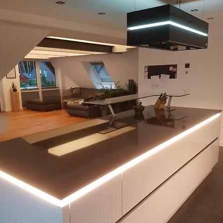 Moderne Hochwertige דירה ריין