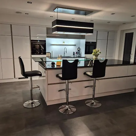 Moderne Hochwertige Apartment