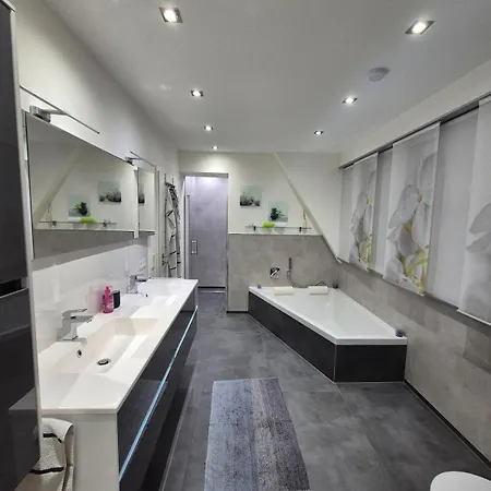 Moderne Hochwertige Apartment